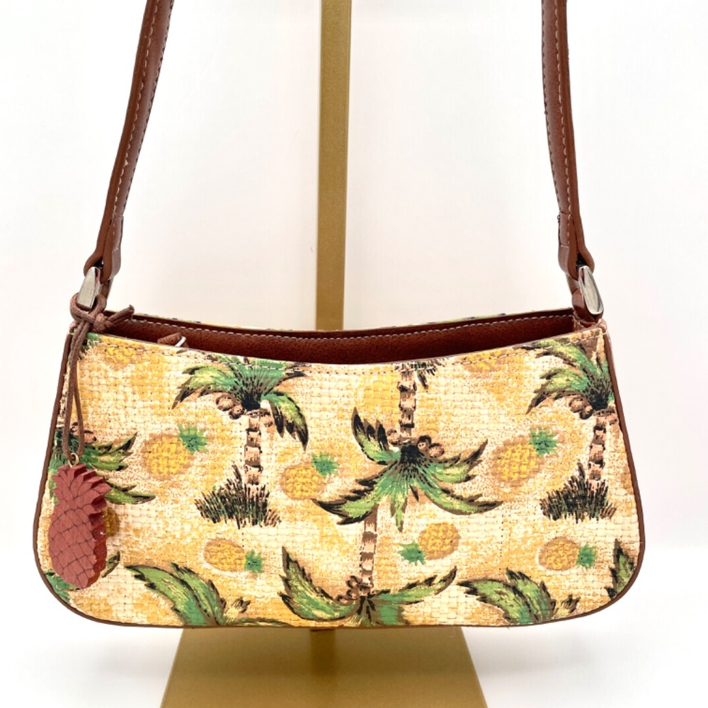 NWOT! Liz Claibourne Pineapple Bag, Cute and Petite